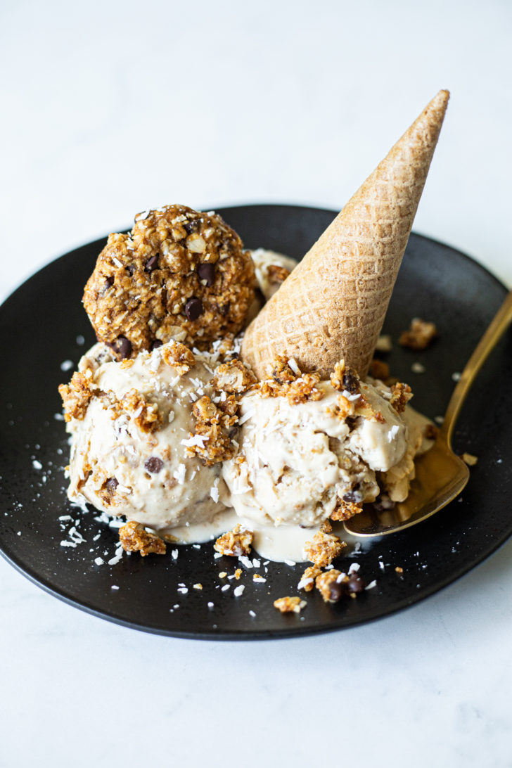 OBSESSION-WORTHY PEANUT BUTTER COOKIE ICE CREAM